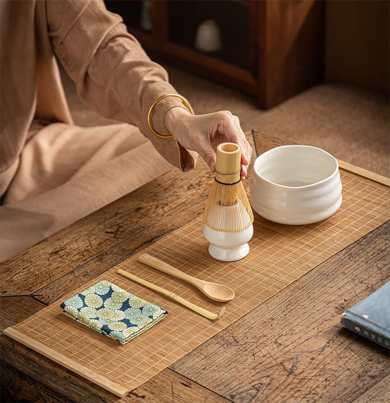 MOMI Sakura White Ritual Set